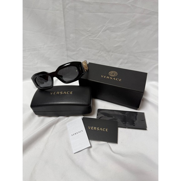 NWOT VERSACE VE4425U BLACK & GOLD MEDUSA SUNGLASSES - Picture 1 of 8